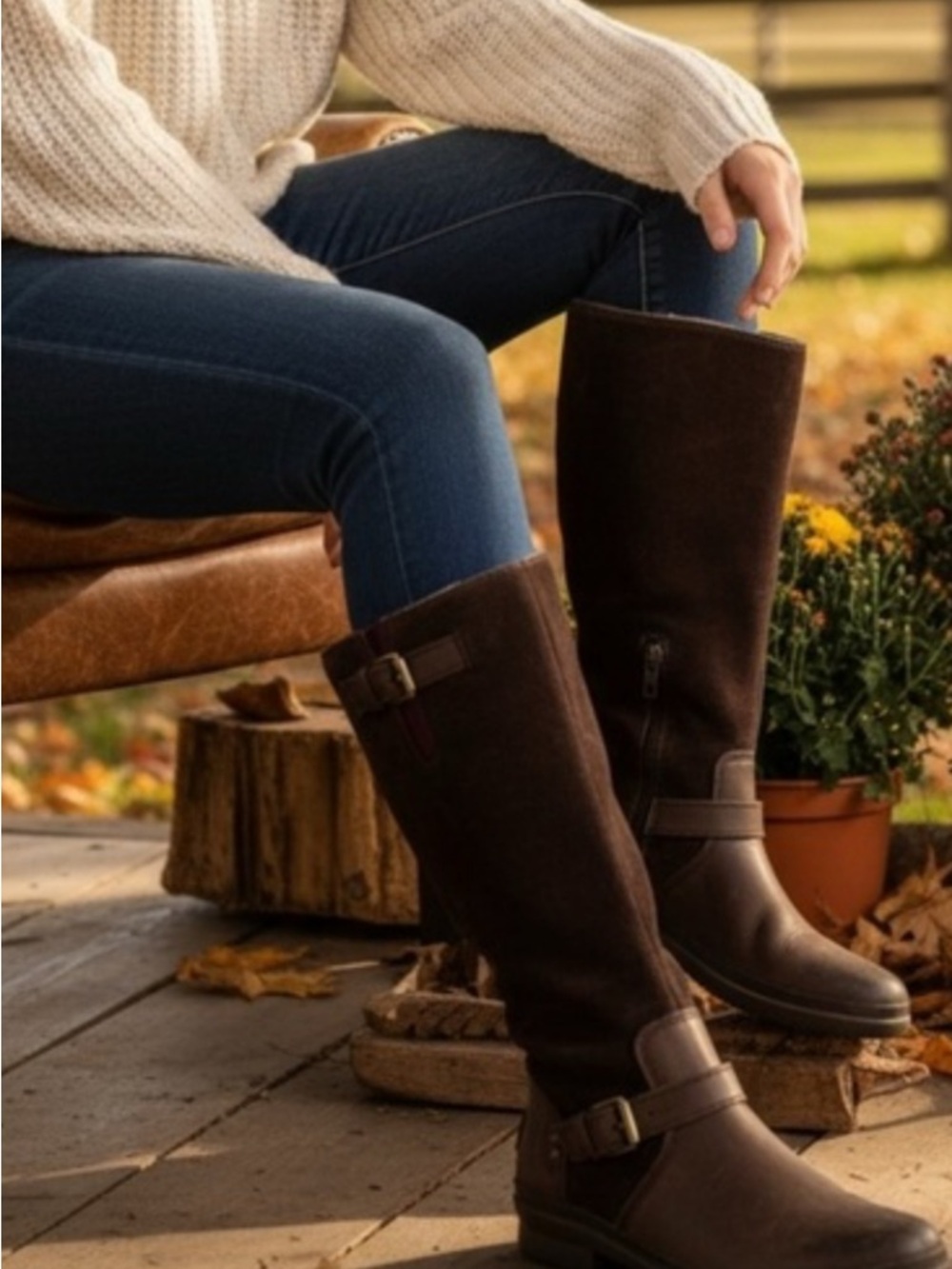 UGG Dark Brown Leather knee high country Boots thomssen  buckle brown fur